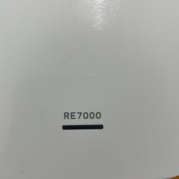 Linksys RE7000 Max Stream AC1900 Repeater Wi-Fi Extender - Picture 3 of 8